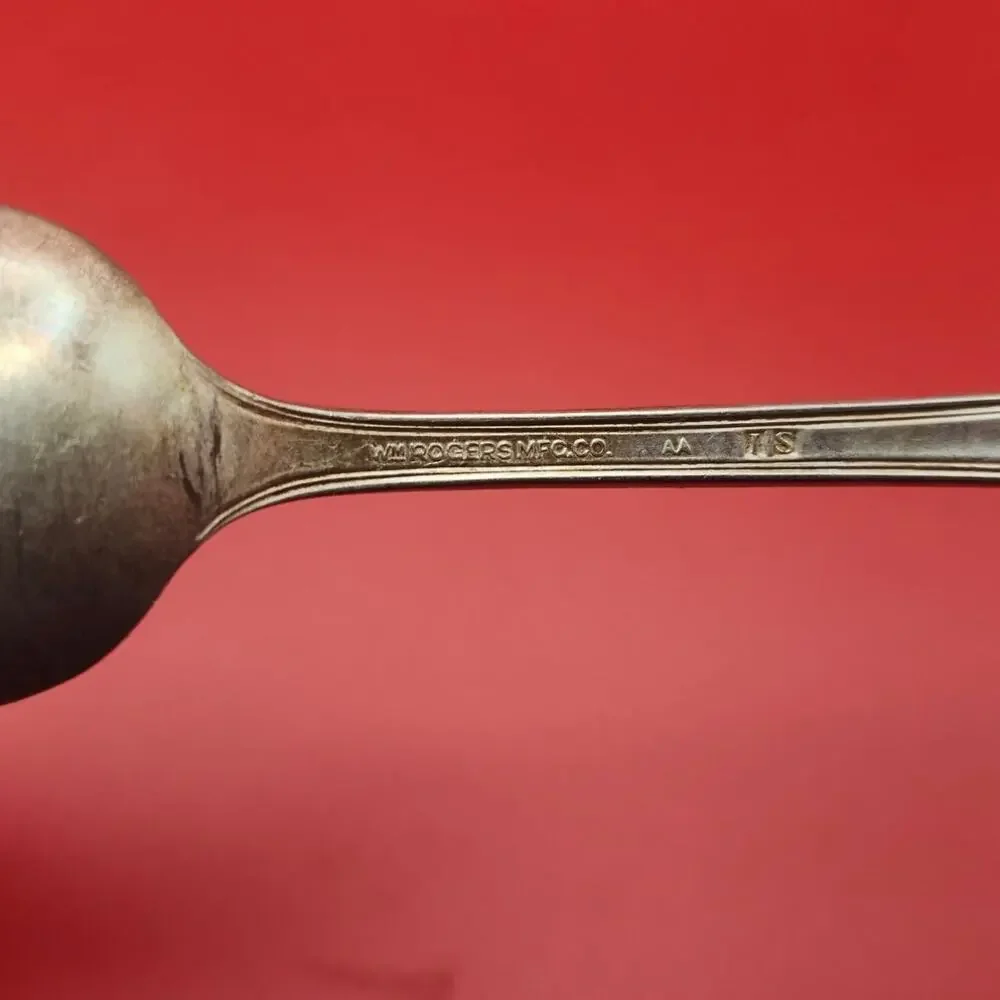 Set of 4 International Wm Rogers IS Chatham 1935 Silver Plate 6” Teaspoons Vtg